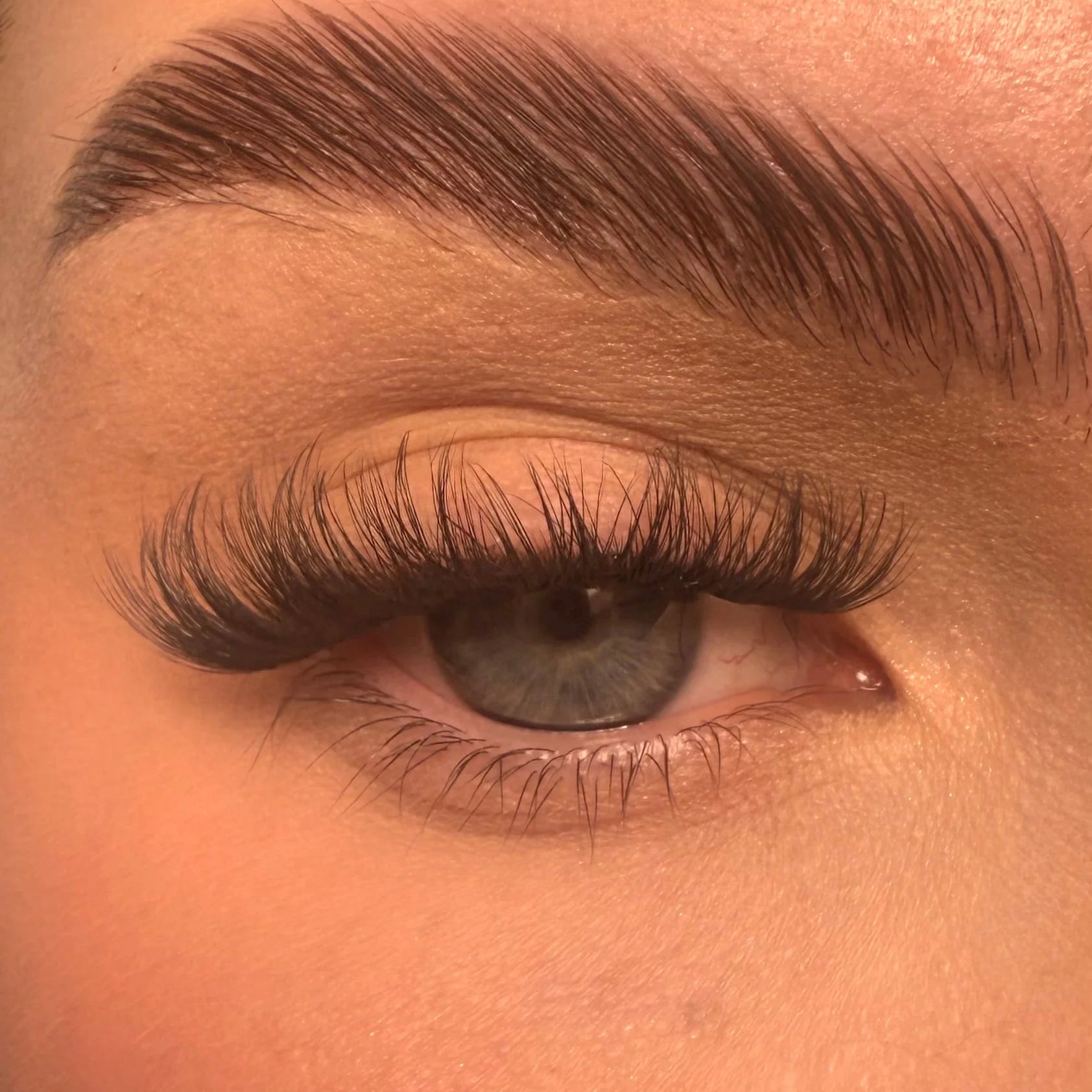Cils en grappe auto-adhésifs FEATHER